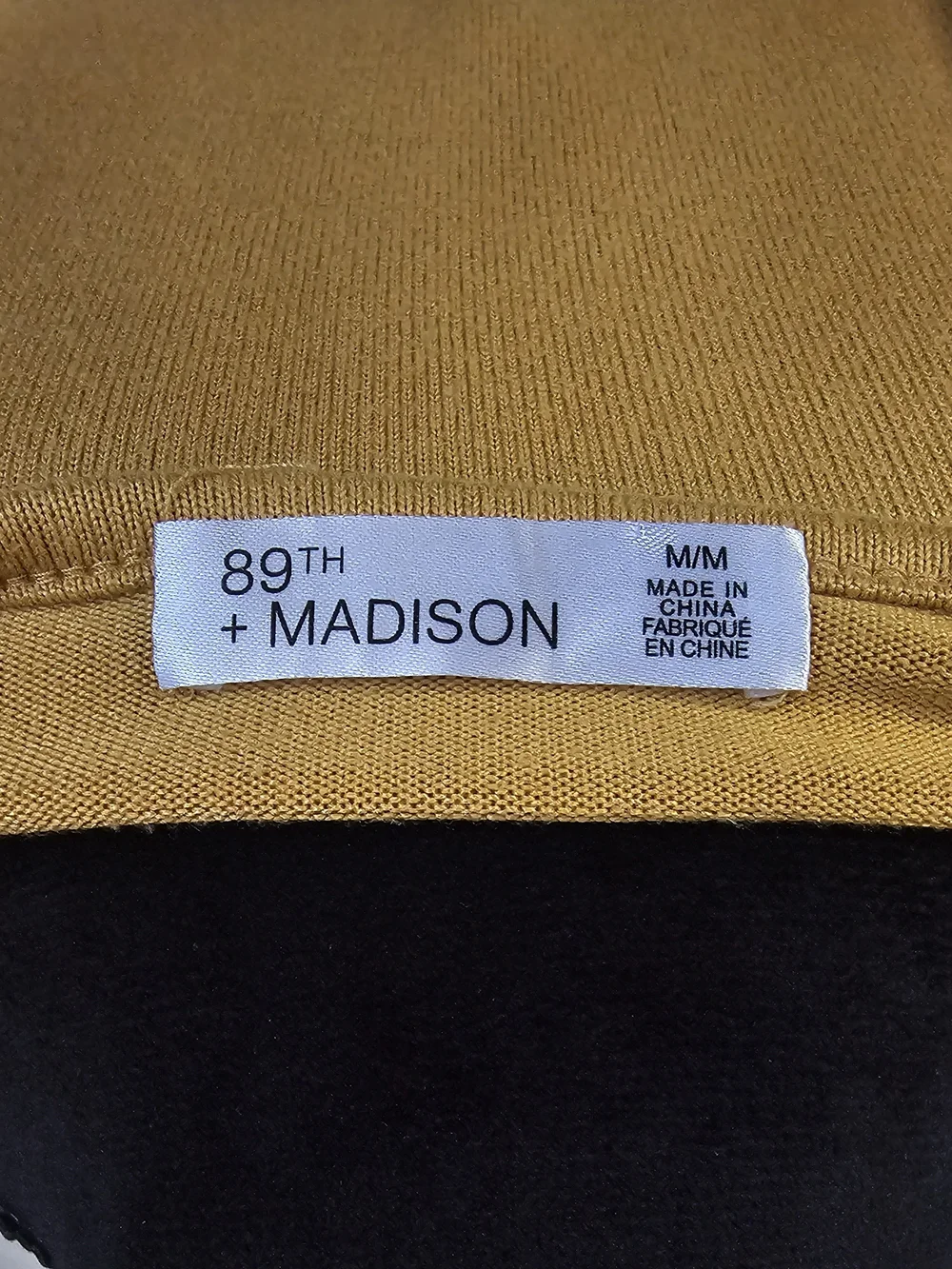 Mustard Short-Sleeve Cutout Women's Top M - Picture 10 of 10
